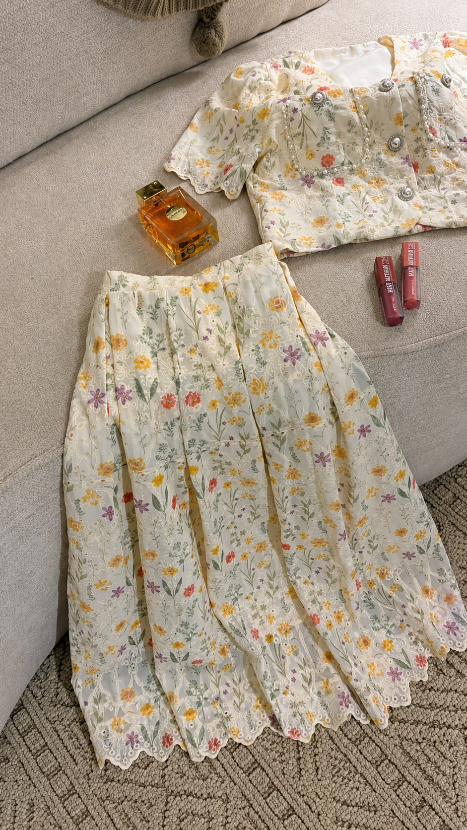 Ensemble floral bordée